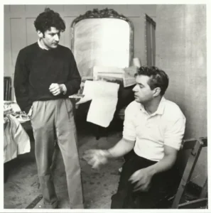 Lucian Freud with Francis Bacon in Bacon’s London studio, 1953 © Daniel Farson