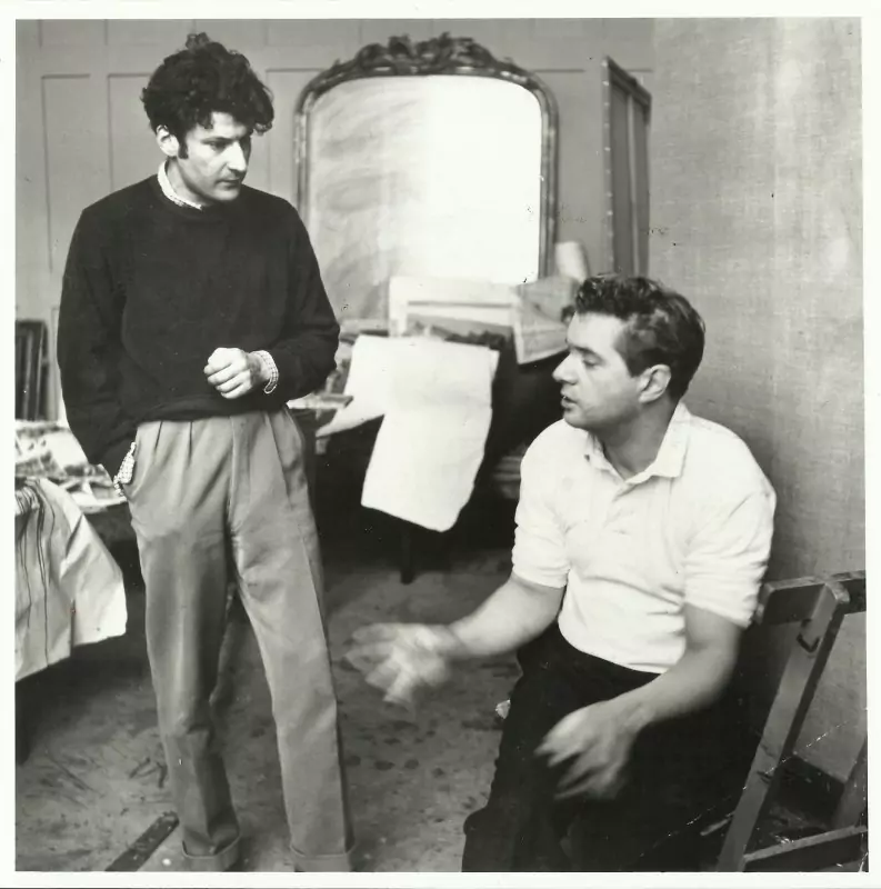 Lucian Freud with Francis Bacon in Bacon’s London studio, 1953 © Daniel Farson