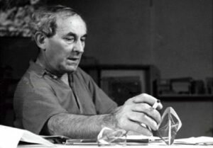 Naum Gabo, Kinetic Sculptor during the Constructivism