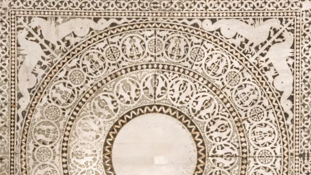 the-restoration-of-Madre-Terra-mosaic