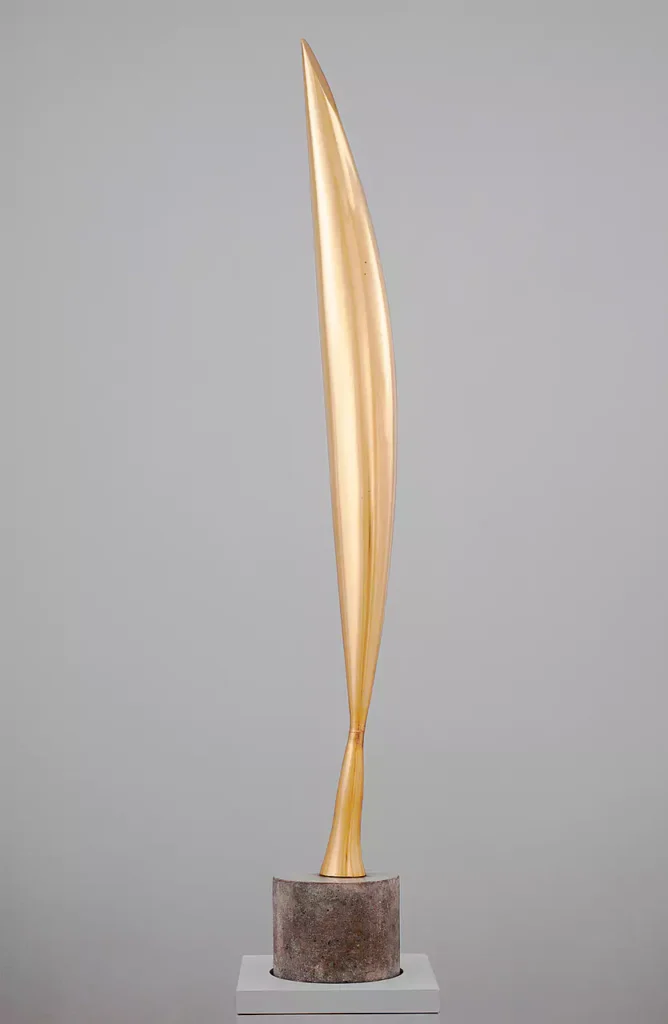 Constantin Brancusi, The Bird in Space, 1928, polished copper, 137 x 22 x 16.5 cm