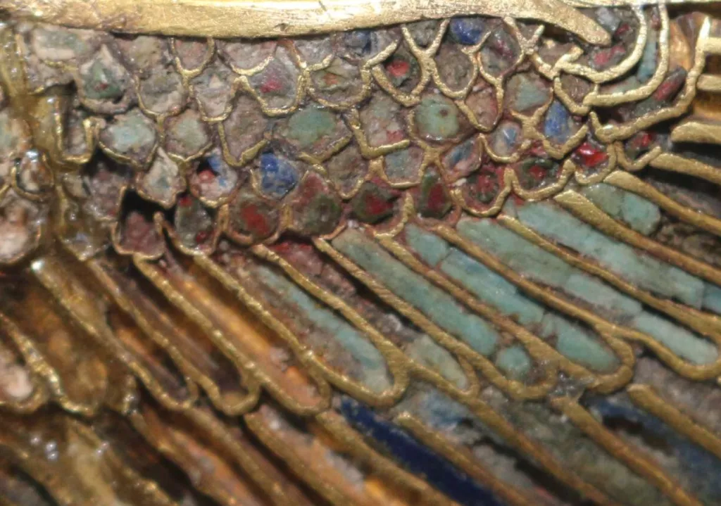 fragment Golden Hawk, Ptolemiac, 200 - 600 BCE, British Museum