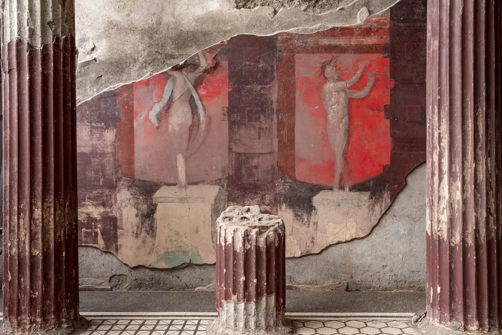 The Dionysian fresco, at the house of Thiasos, was unearthed from a banquet hall amid excavations to Insula 10 Regio IX in Pompeii. (all images courtesy Parco Archeologico di Pompei)
