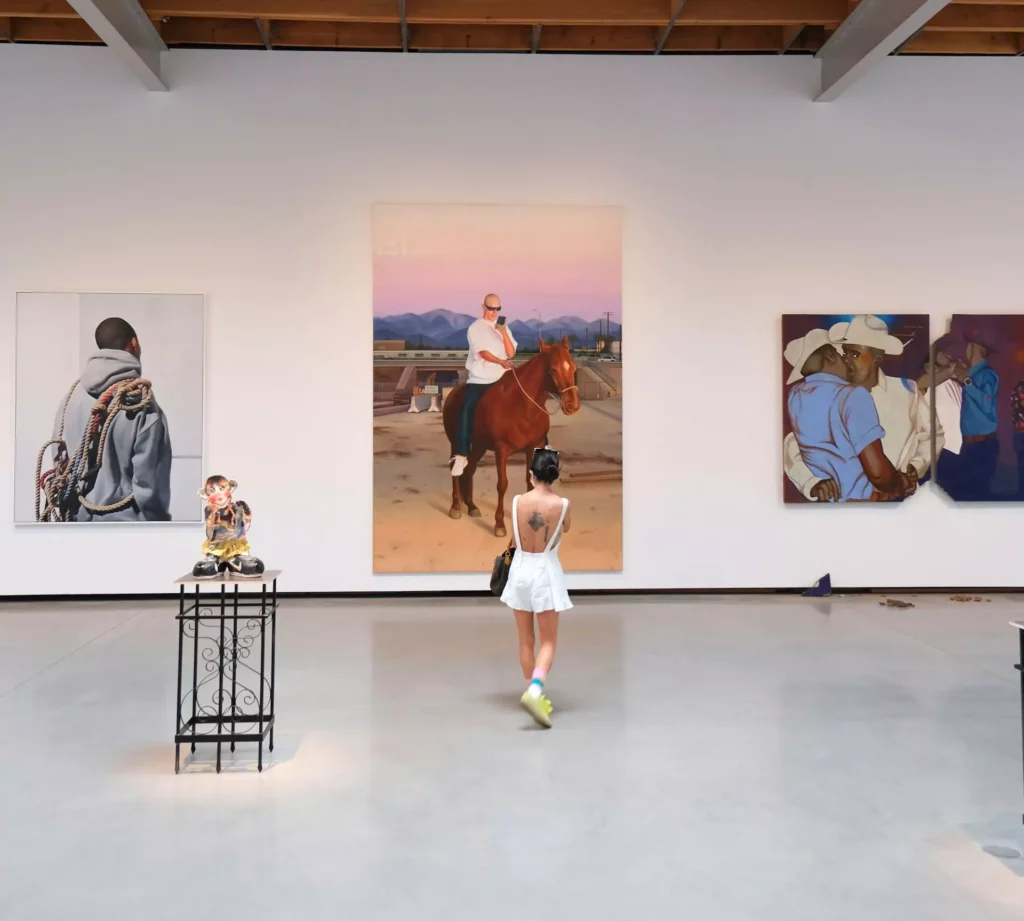 7-Pro-Tips-for-Getting-your-Art-into-a-Gallery