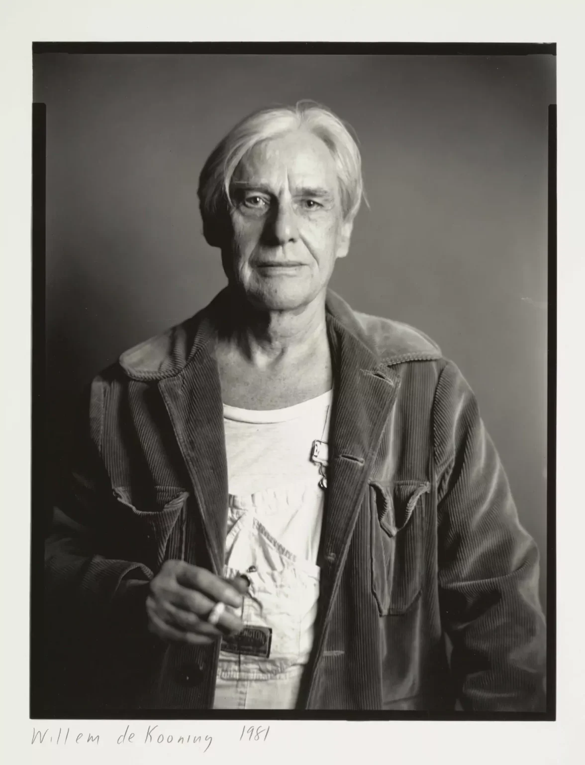 Portrait-of-Willem-de-Kooning-in-his-studio